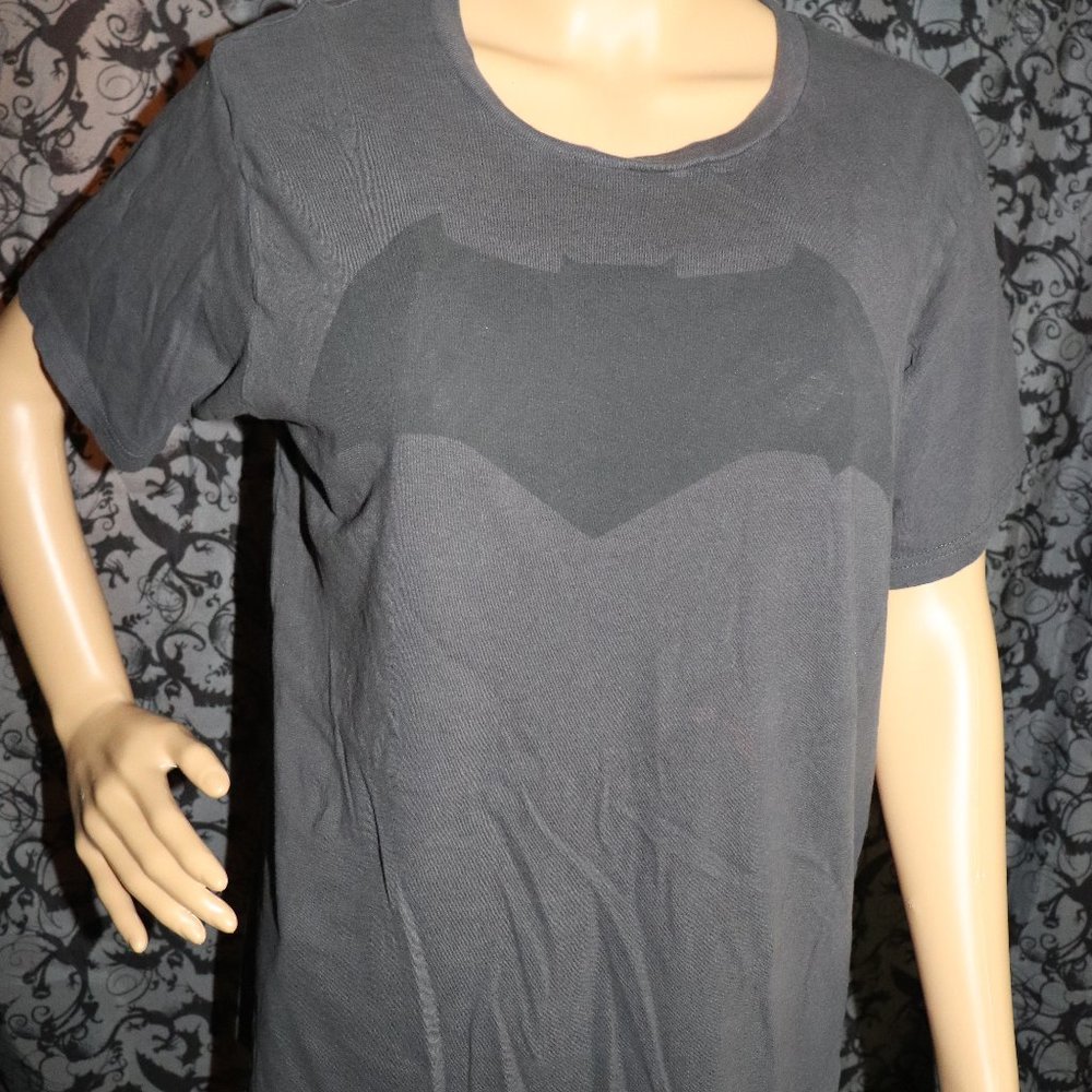 Batman vs Superman Shirt DC Comics Hero Large